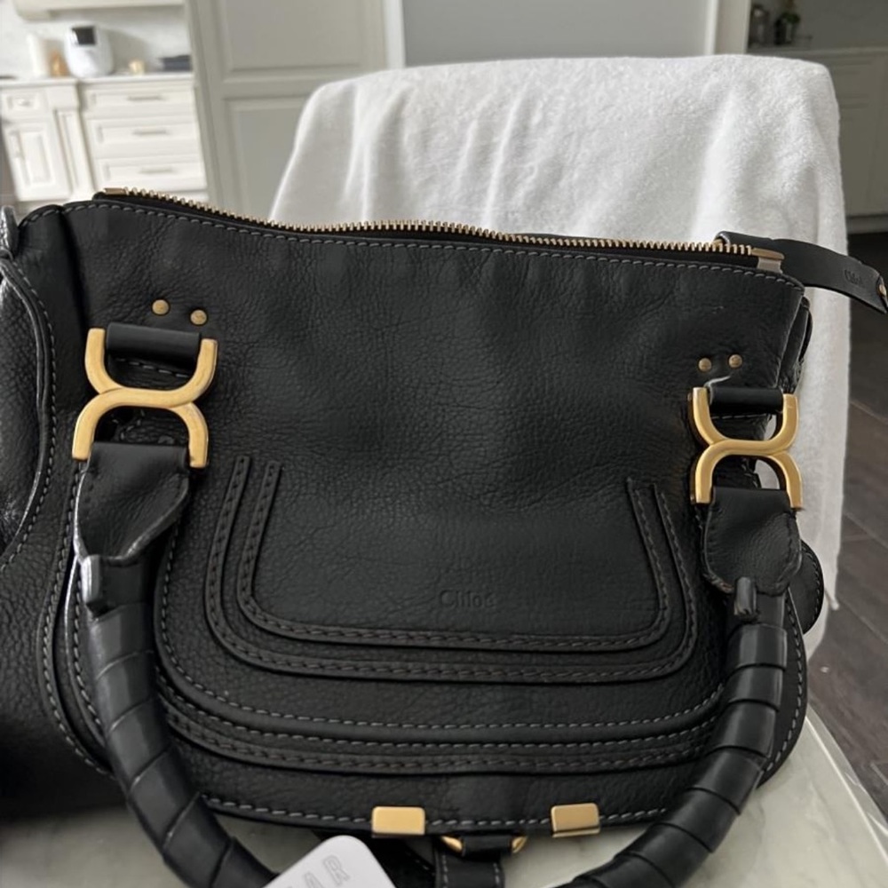Chloe Marcie Black Leather
Shoulder Bag 36×28×12cm No Strap Guarantee